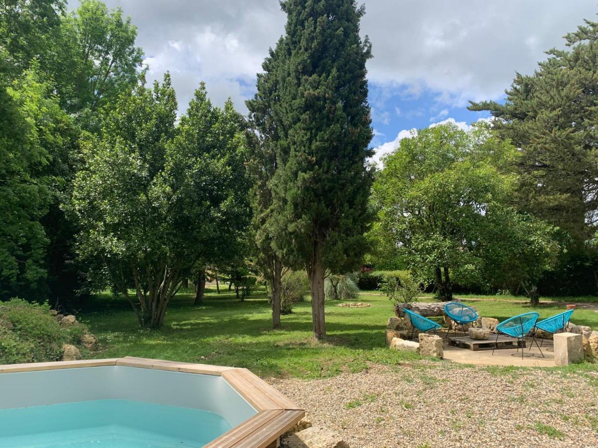 Maison Papillon Gite De Ressourcement Lusignan-Petit Kültér fotó